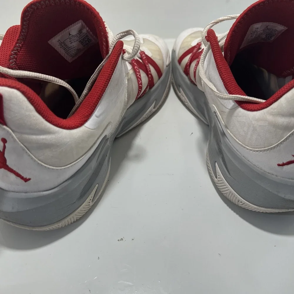 Jordan size 11