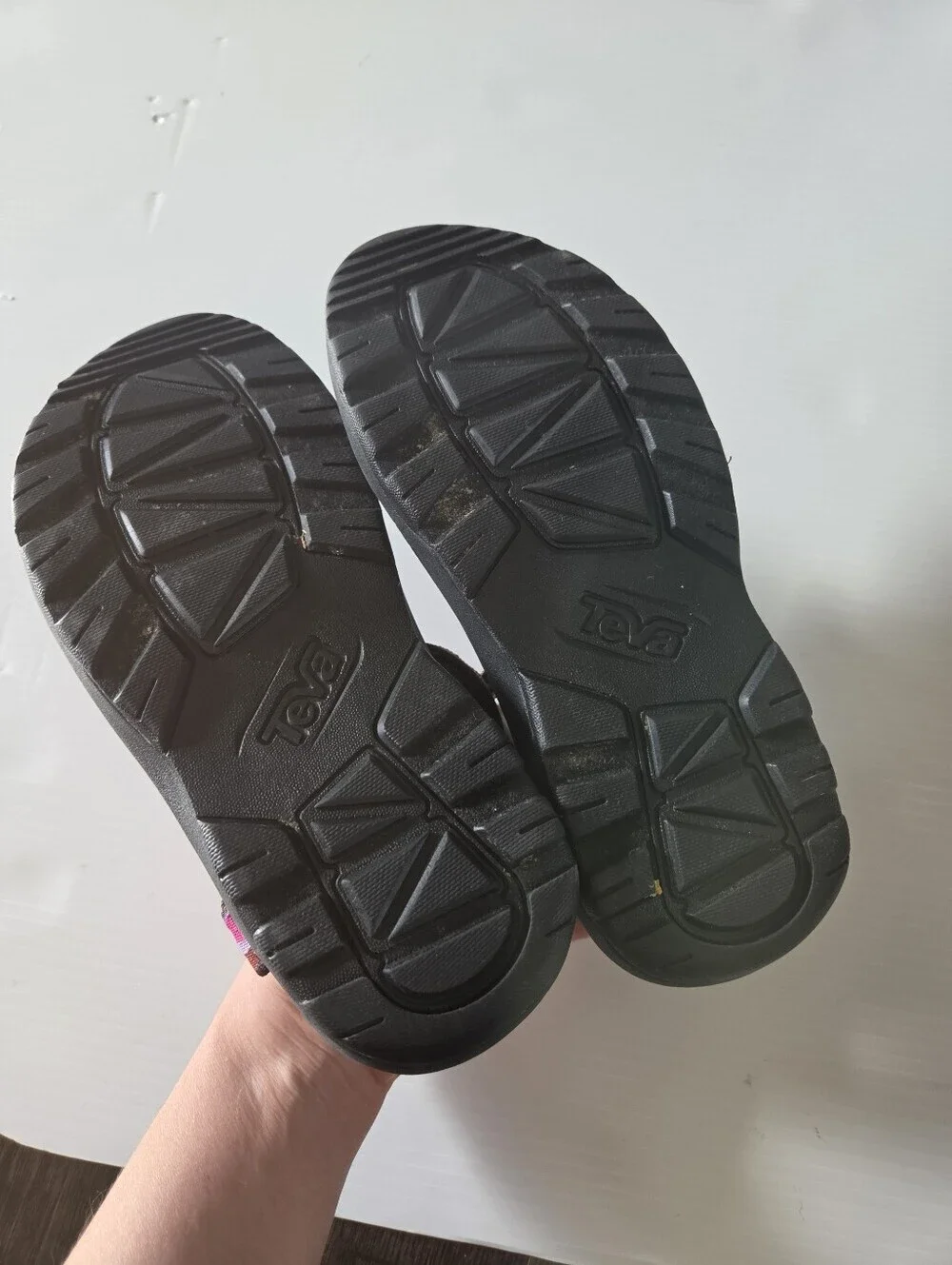 Teva wear black