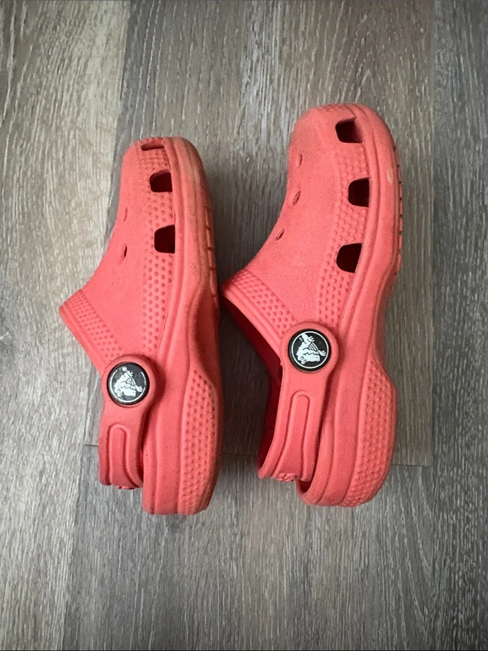 CROCS comfortable lightweight
