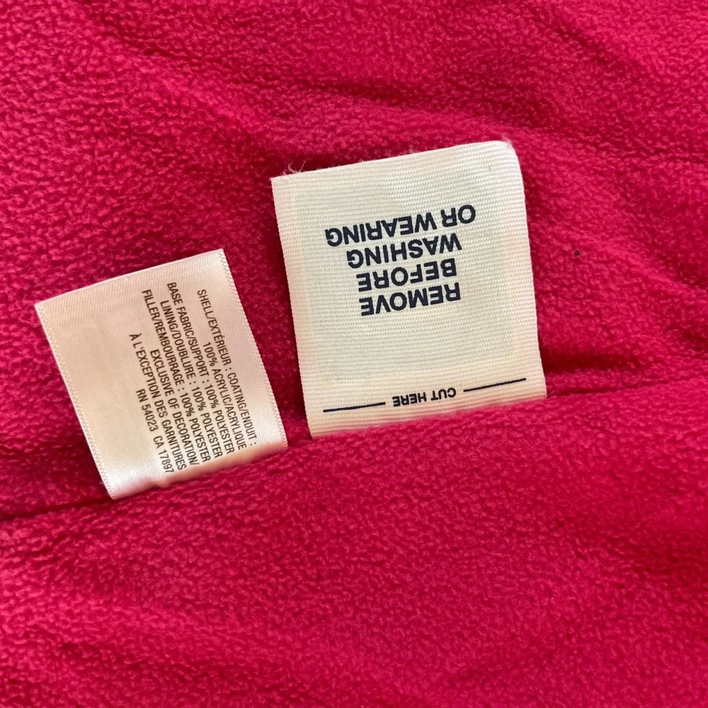 Old Navy red one pocket