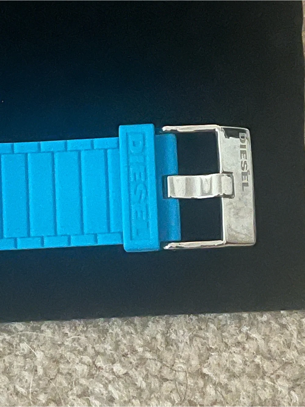 Diesel bold blue
