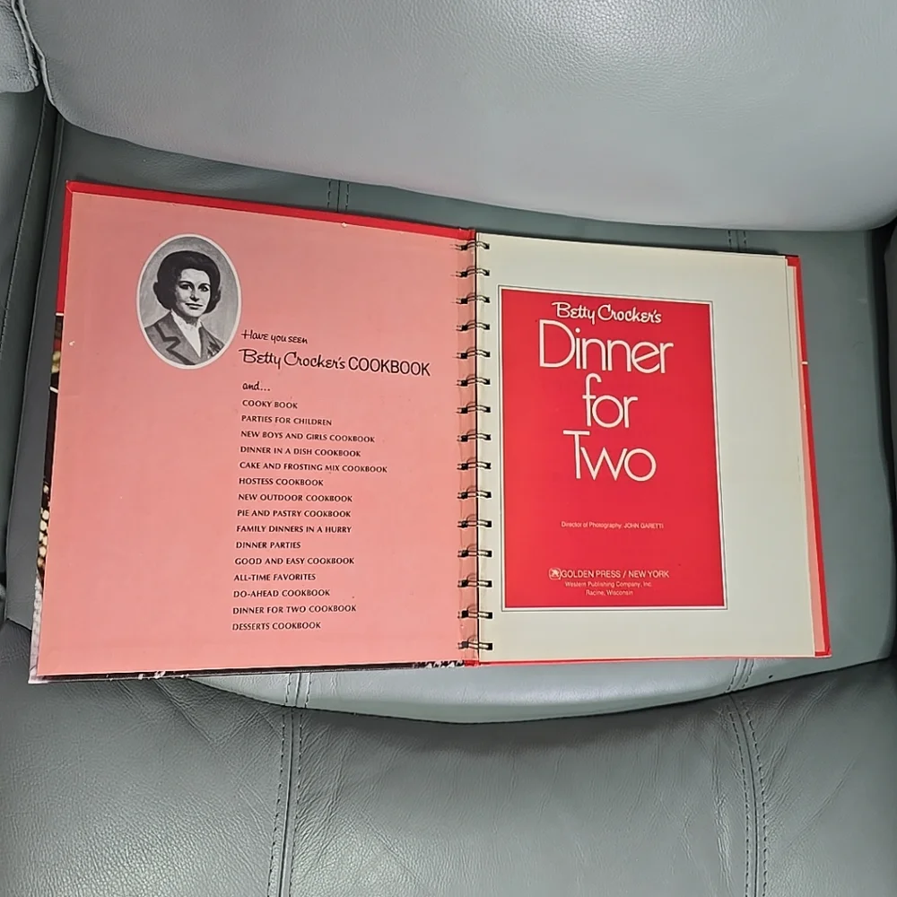 Betty Crocker's‎ Dinner For Two Spiral Cookbook Vintage 1974 5th Printing