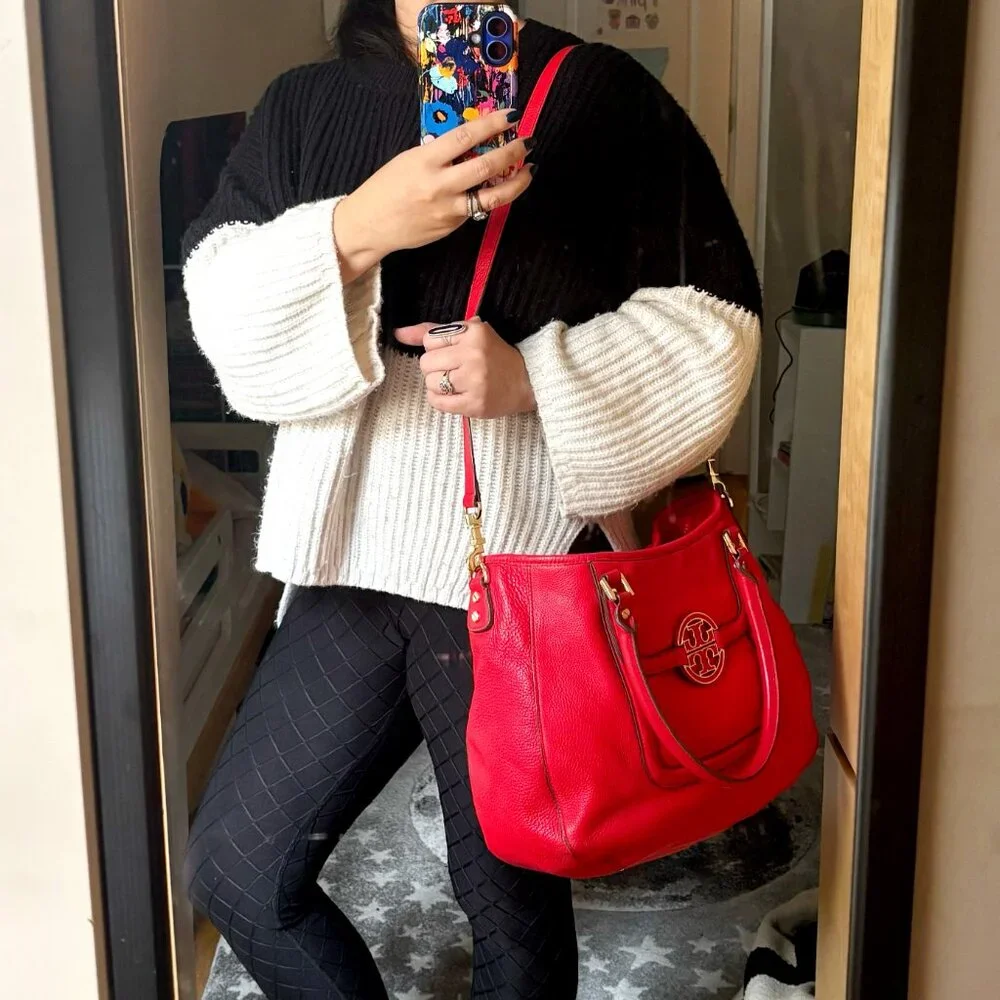 Tory Burch 4-way Amanda Classic Handle Hobo in New Carnival Red Pebbled Leather