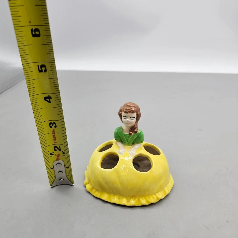 N/A vintage ceramic