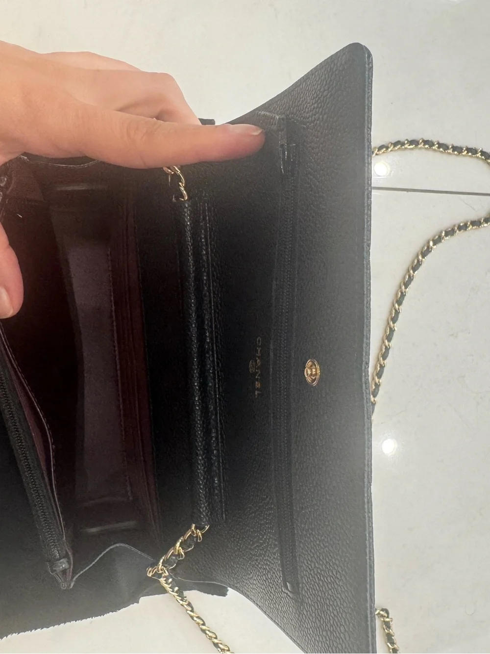 CHANEL authentic wallet