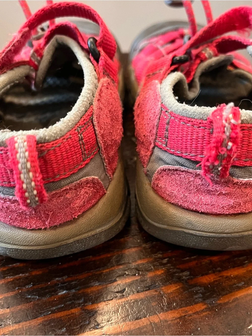 Keen closed toe