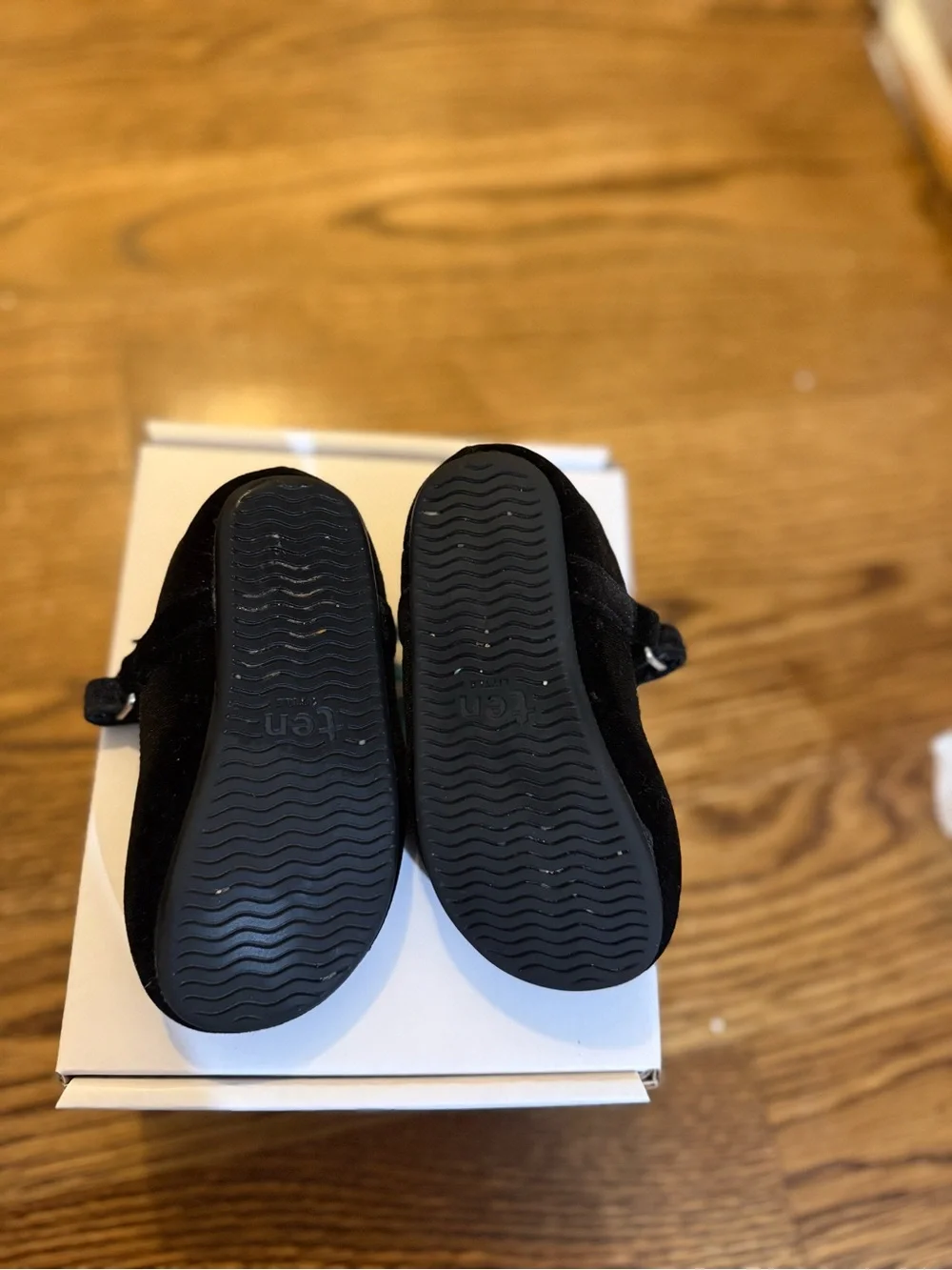 Ten Little elegant black