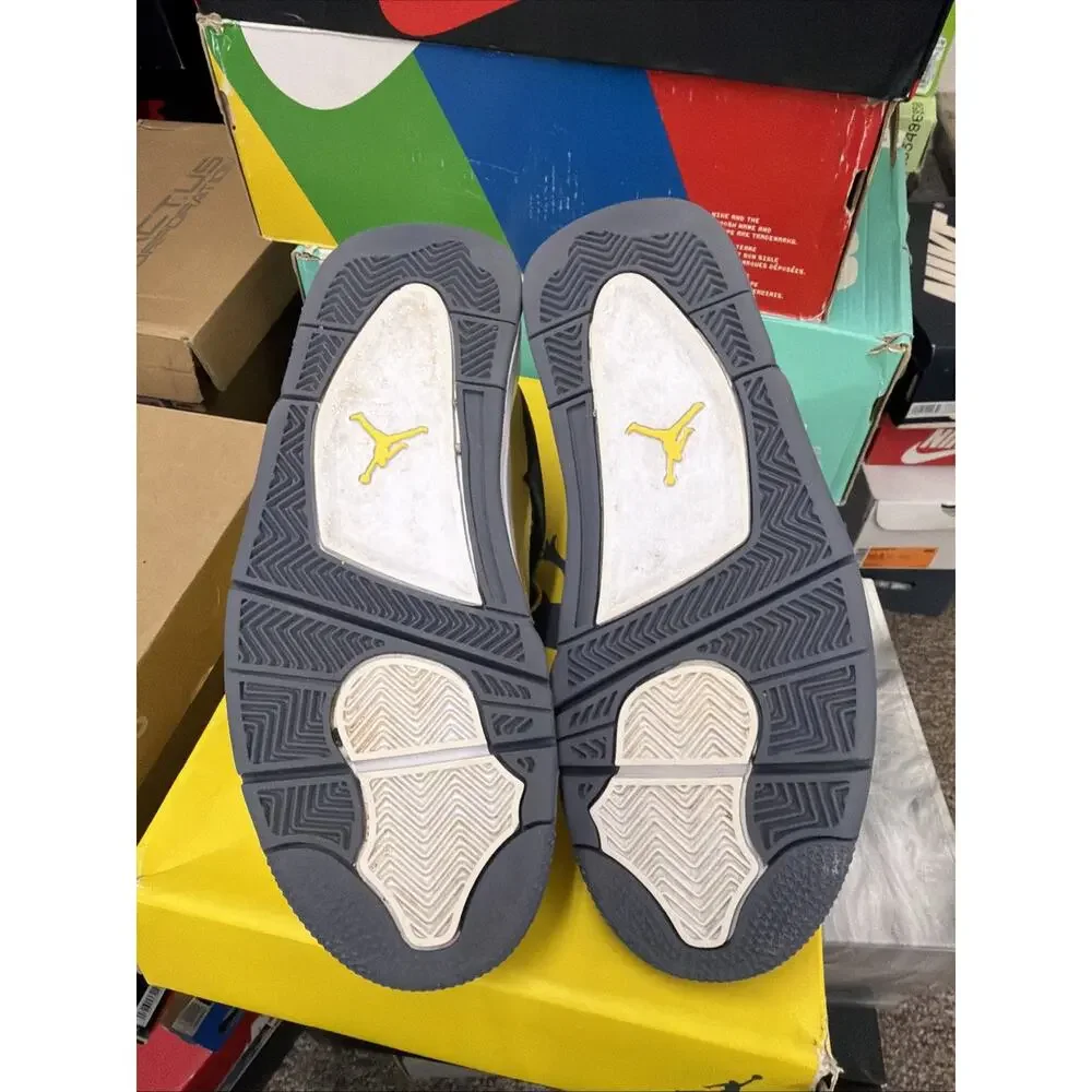 Jordan size 5y