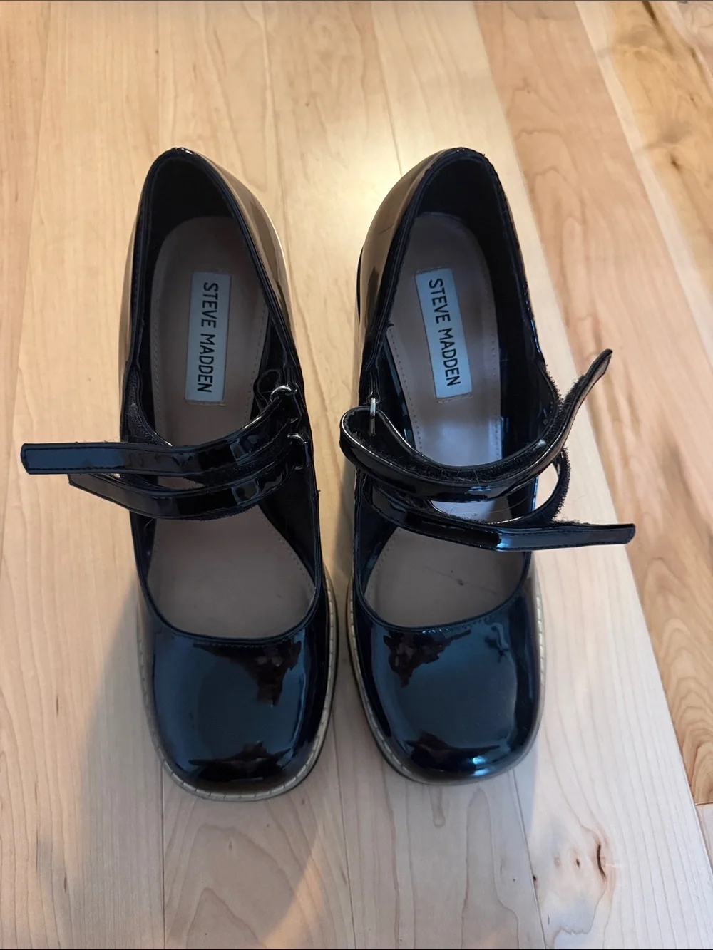 Steve Madden glossy black