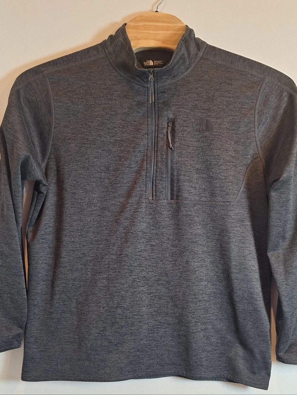 The North‎ Face Men’s Quarter Zip Pullover XL Fleece Outdoor With Logo In Gray