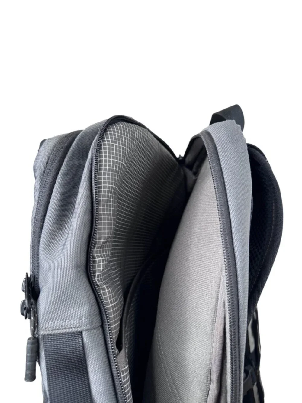 Timbuk2 Q Laptop Backpack in Gray and Black