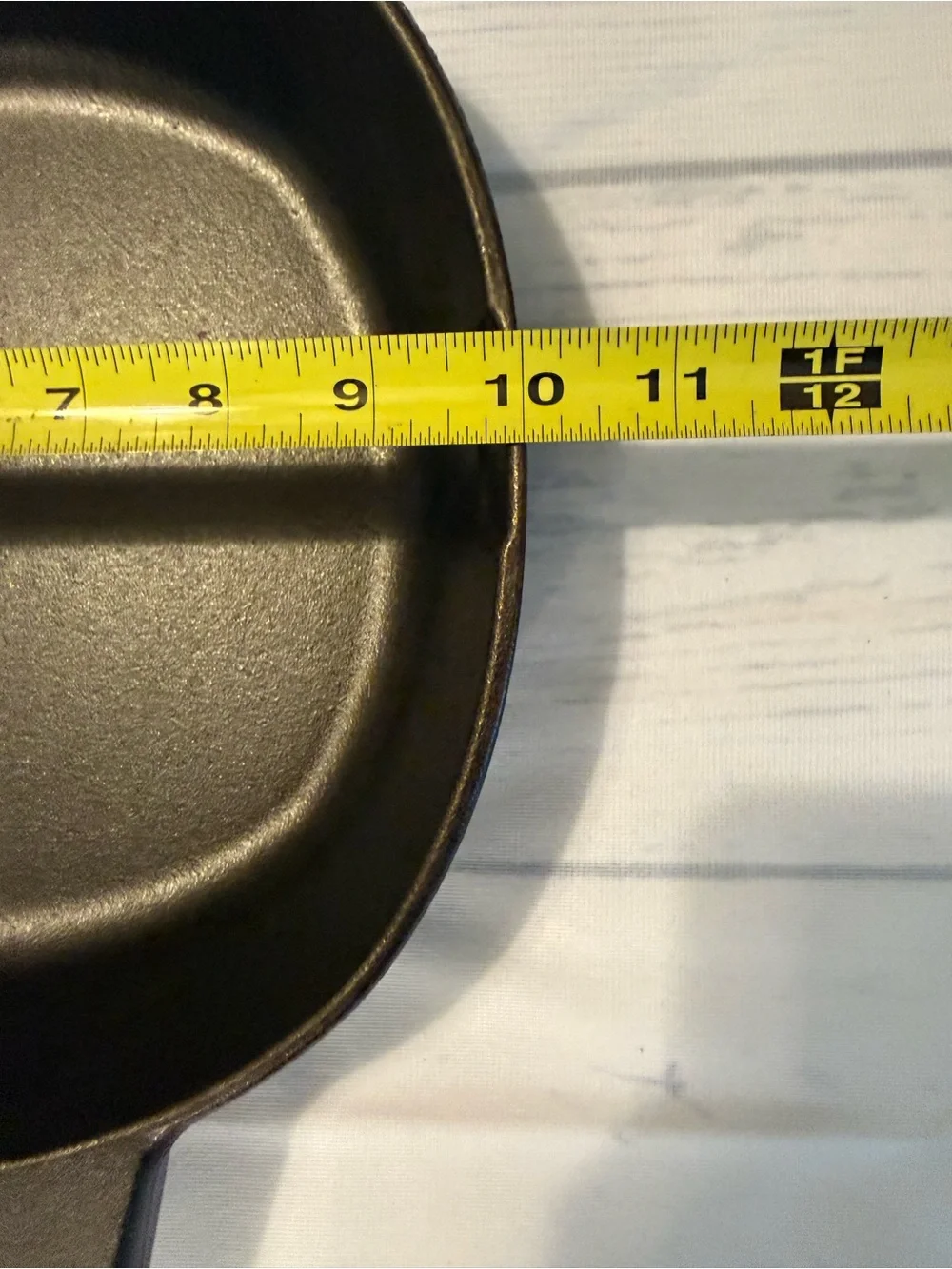 The Pampered Chef Black Cast Iron Fry Pan Skillet with Side Handles 10”
