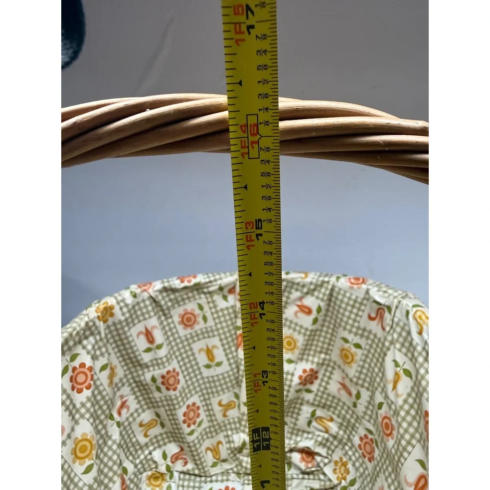 N/A vintage wicker
