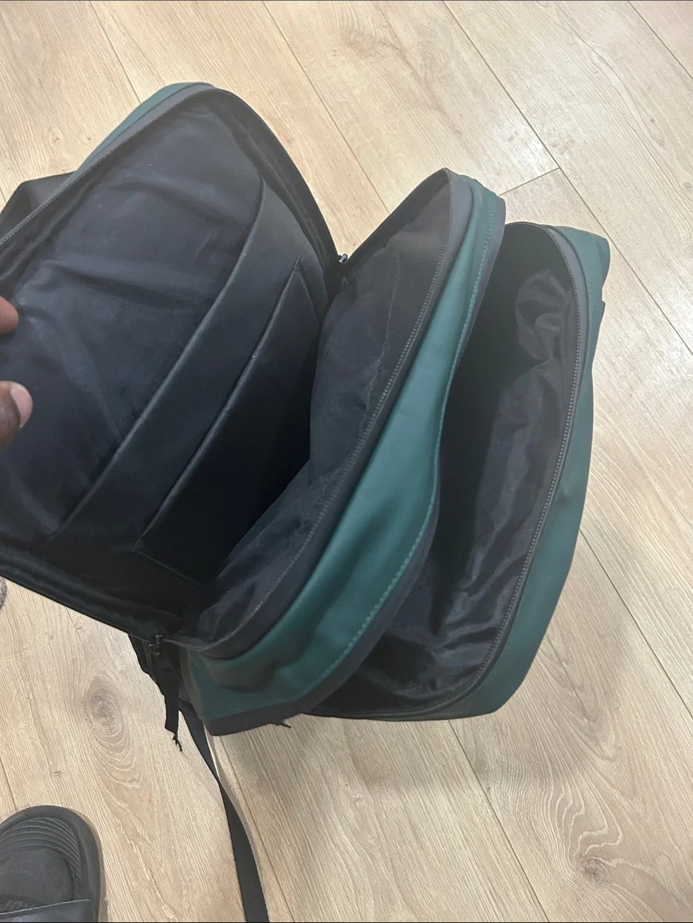 Oakley backpack dark