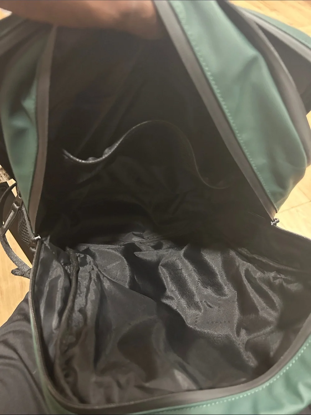 Oakley backpack dark