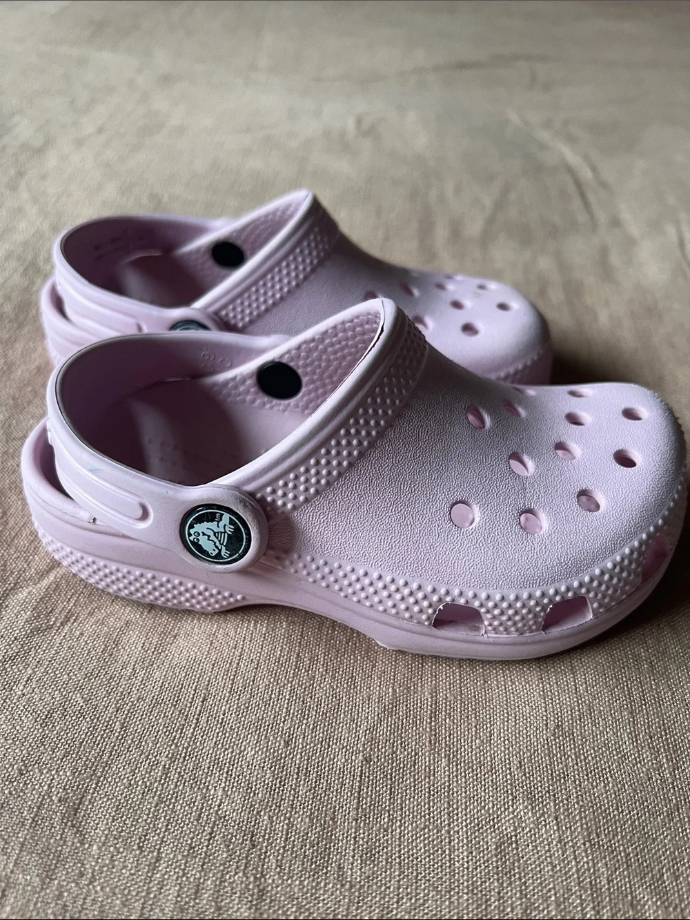 CROCS classic clicks
