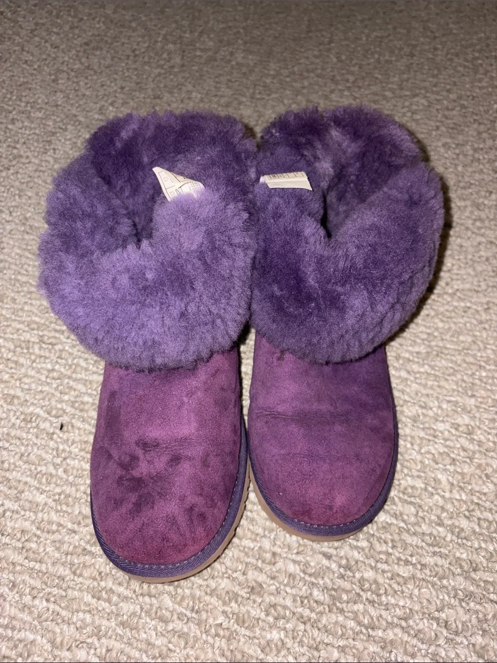 UGG comfortable purple