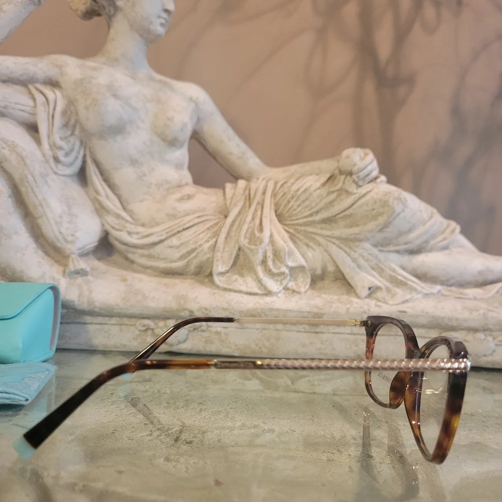 Tiffany & Co. buyers purchase