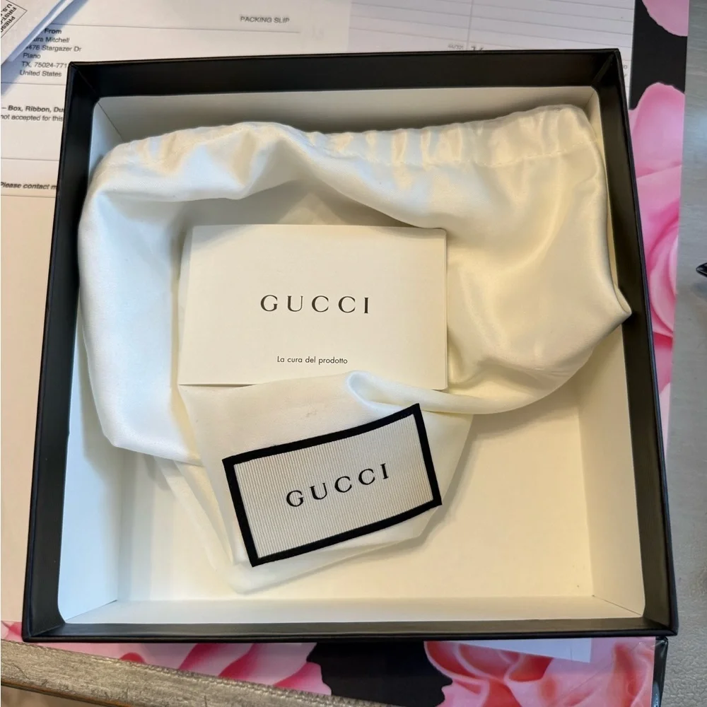 Gucci or giftable