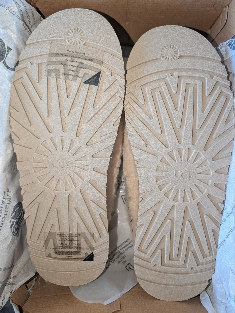 UGG tazz heritage