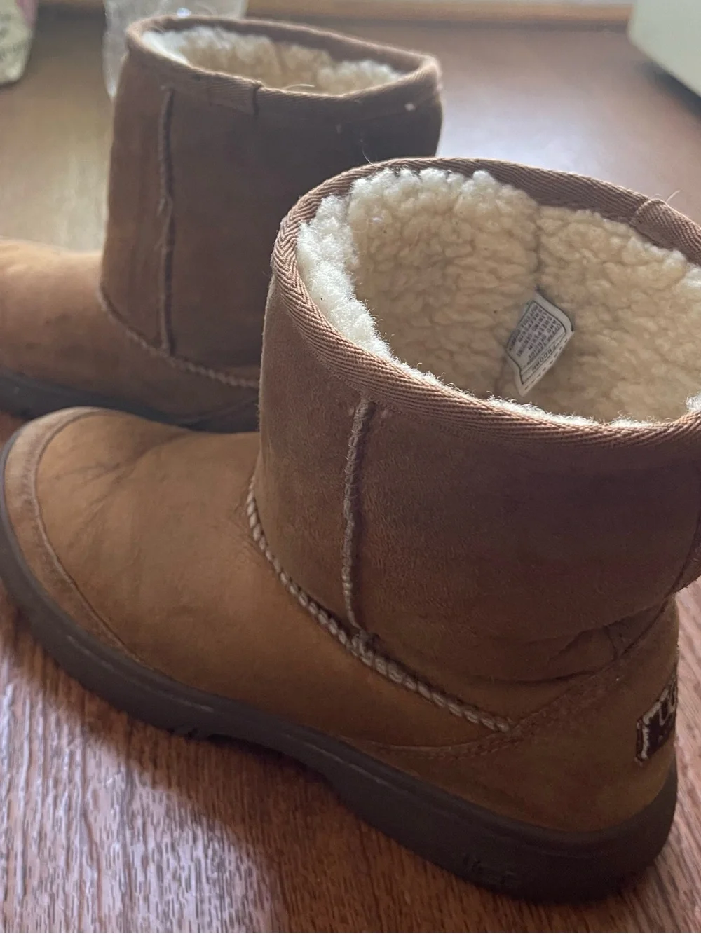 UGG classic kids