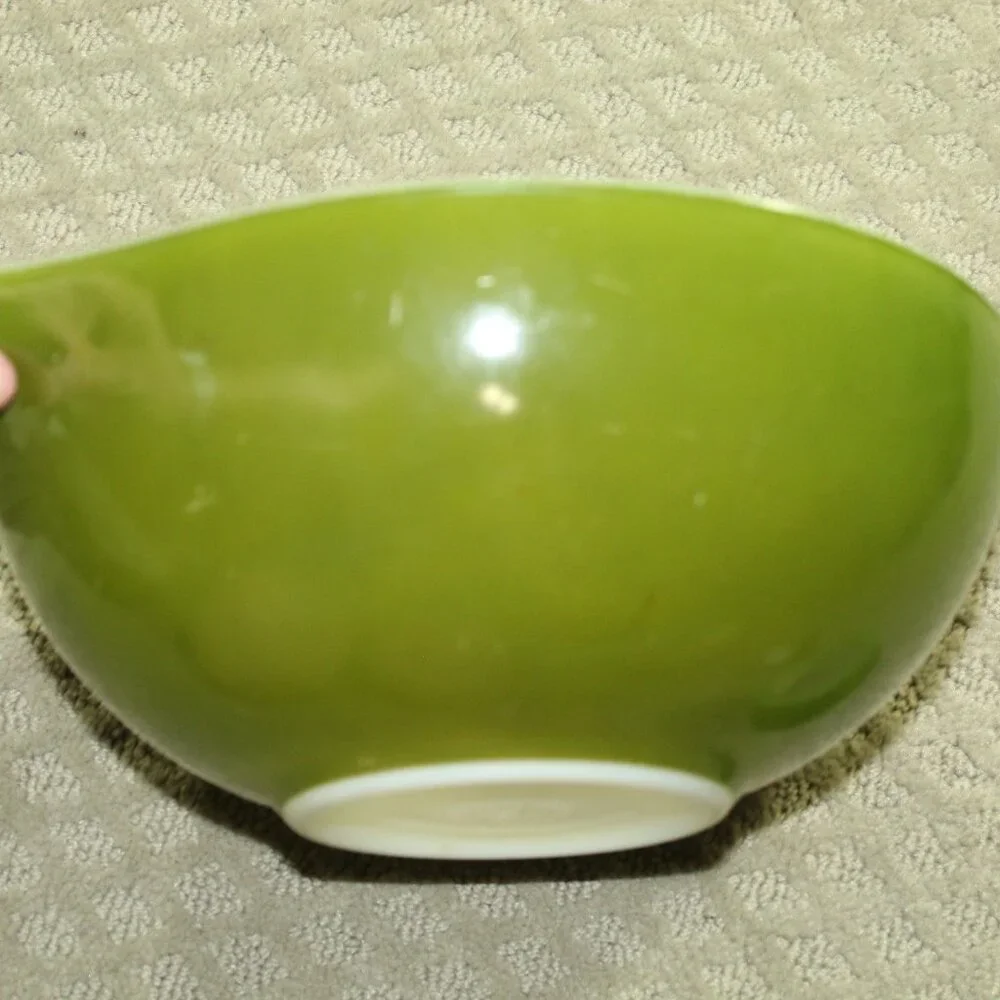 Pyrex this vintage