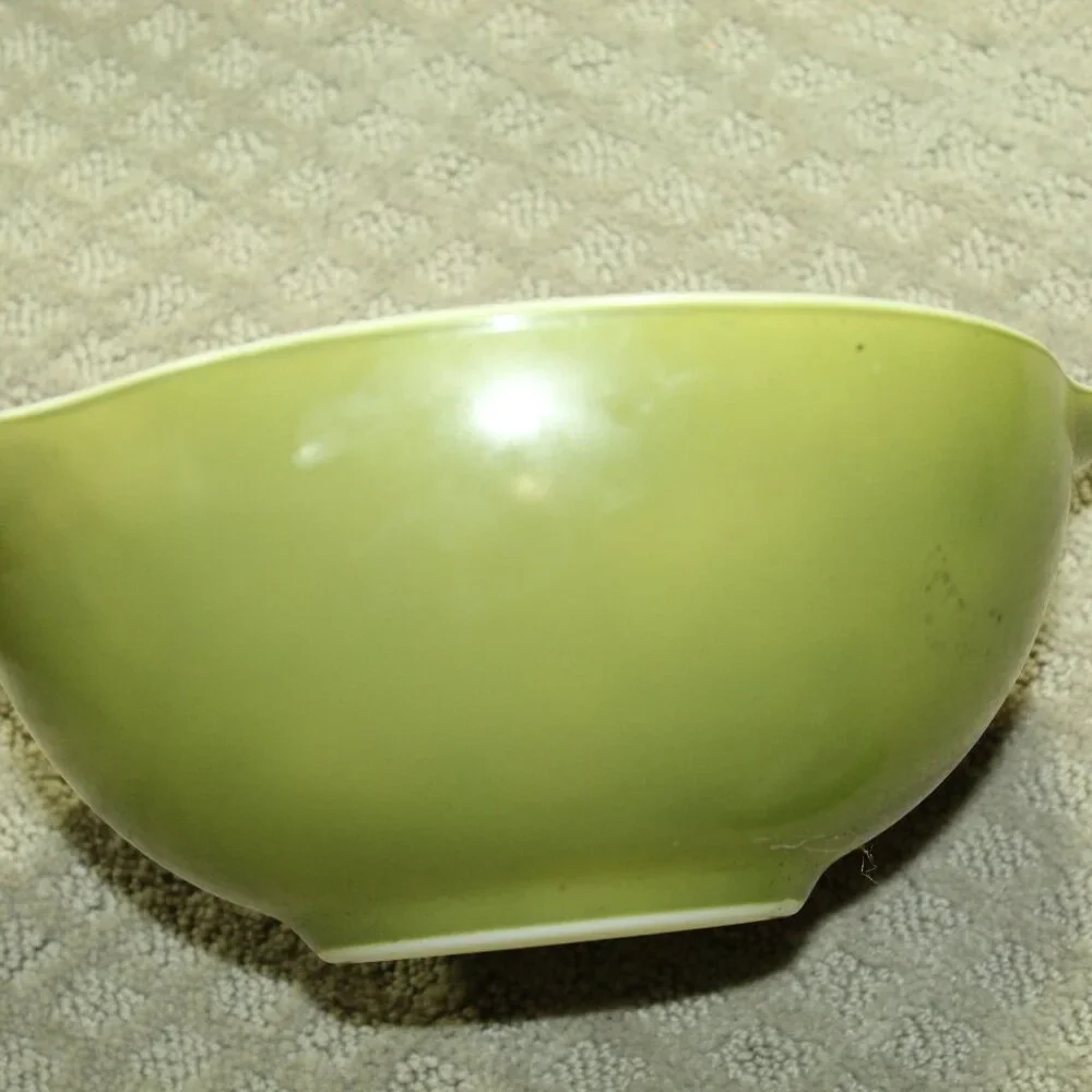 Pyrex this vintage