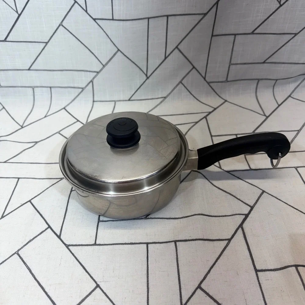 Saladmaster damage handle