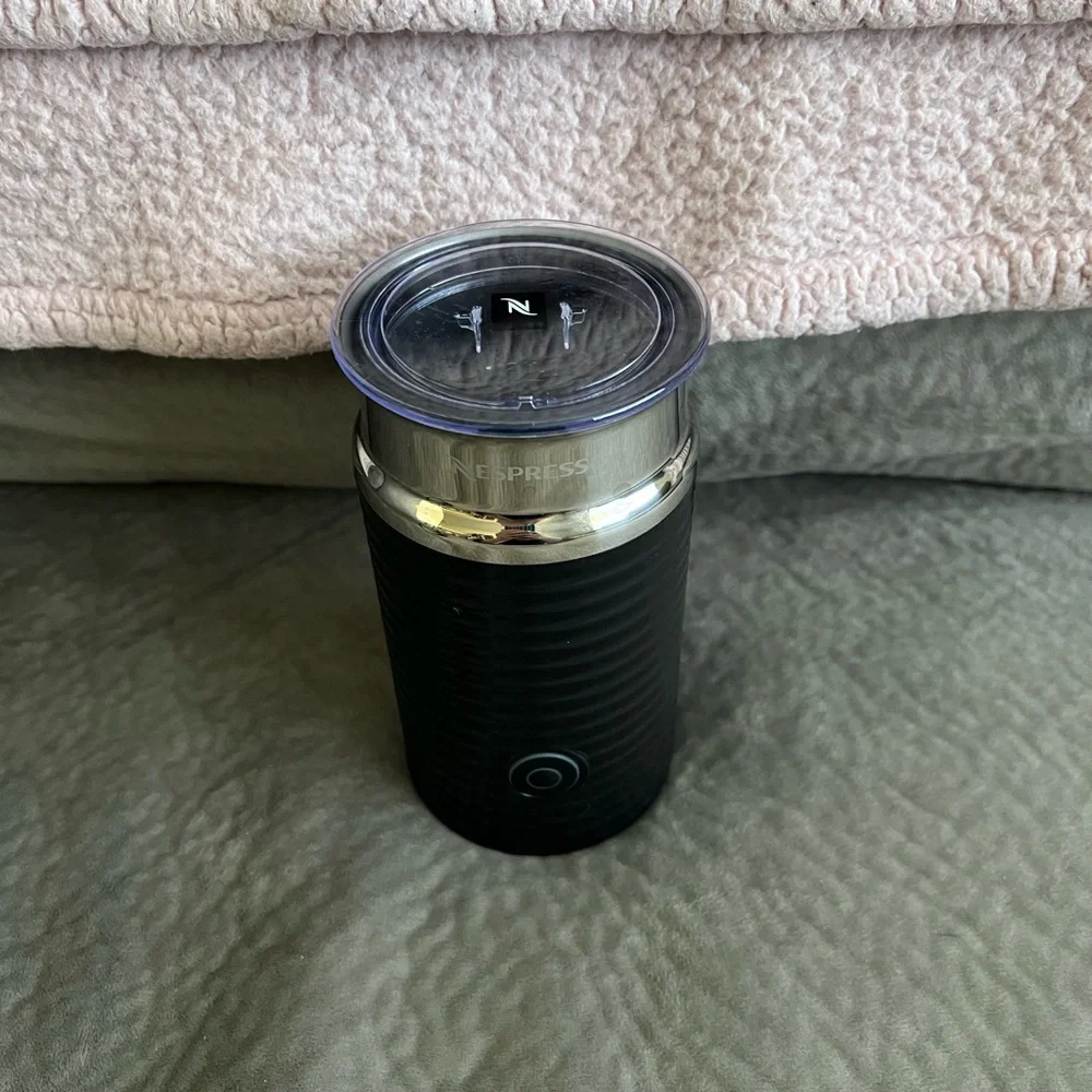 Nespresso elegant frother