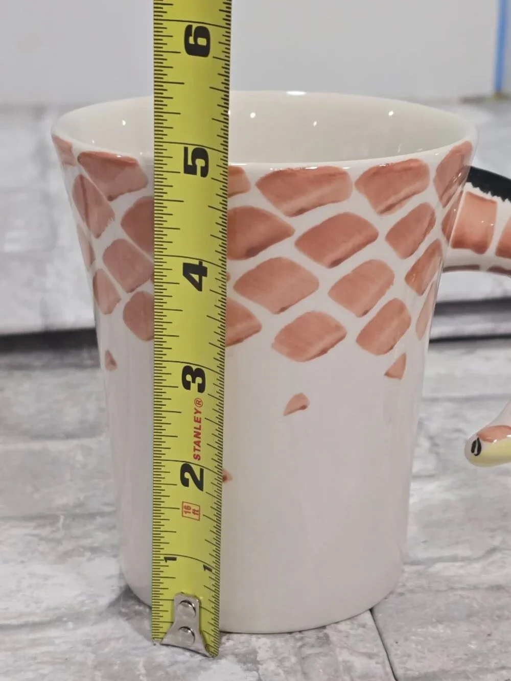 Pier 1 Giraffe Neck Handle Coffee Mug 3D Hand Painted Stoneware 16 Oz Retired