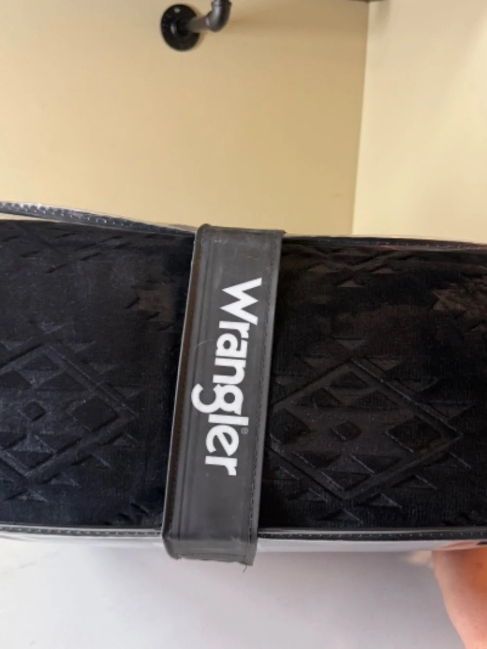 Wrangler black aztec