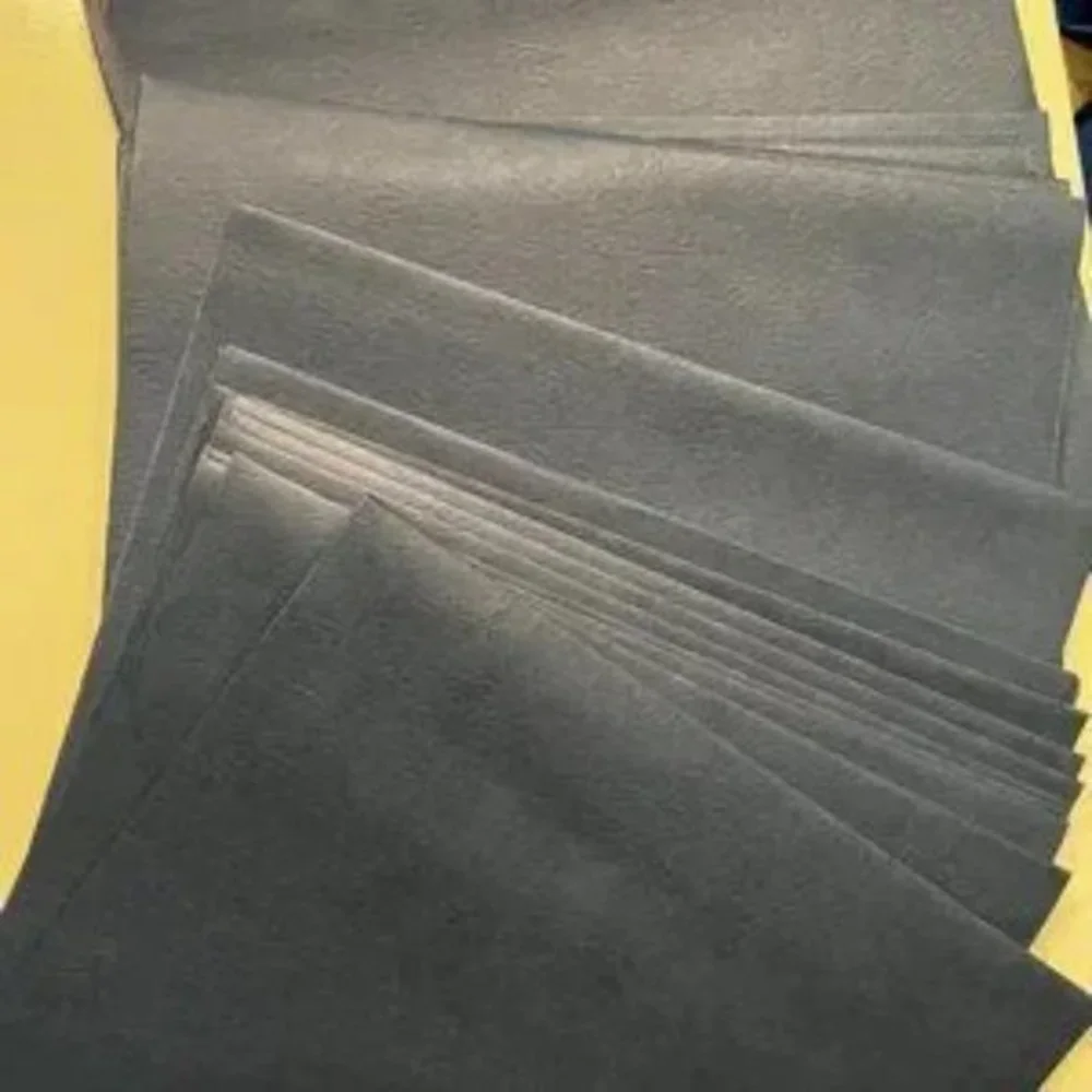 Staples pocket folders