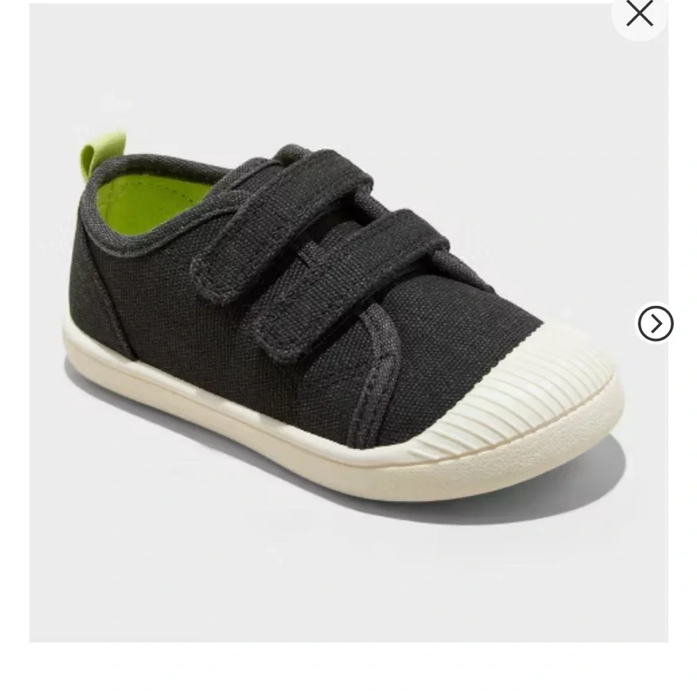 Cat and jack baby walker in black size 5t