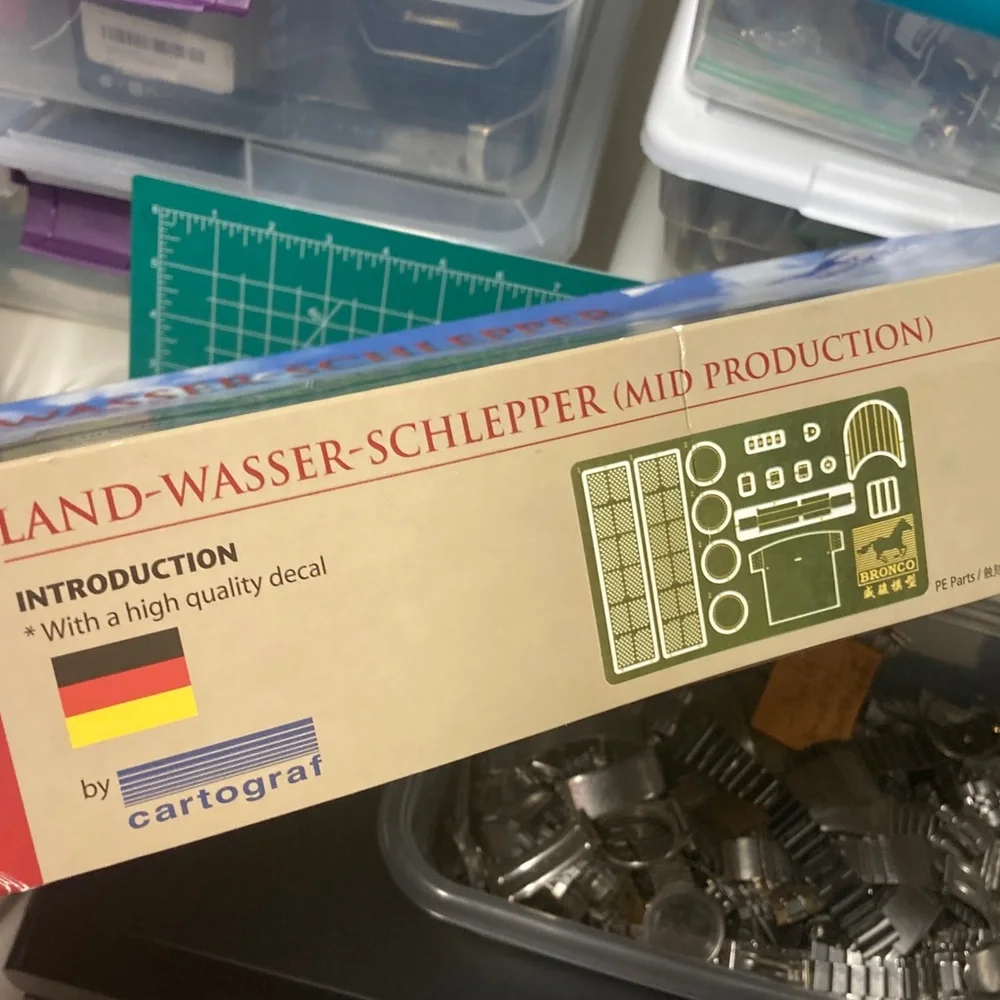 Bronco Land Wasser Schlepper LWS 1/35 German WWII model kit, new open box