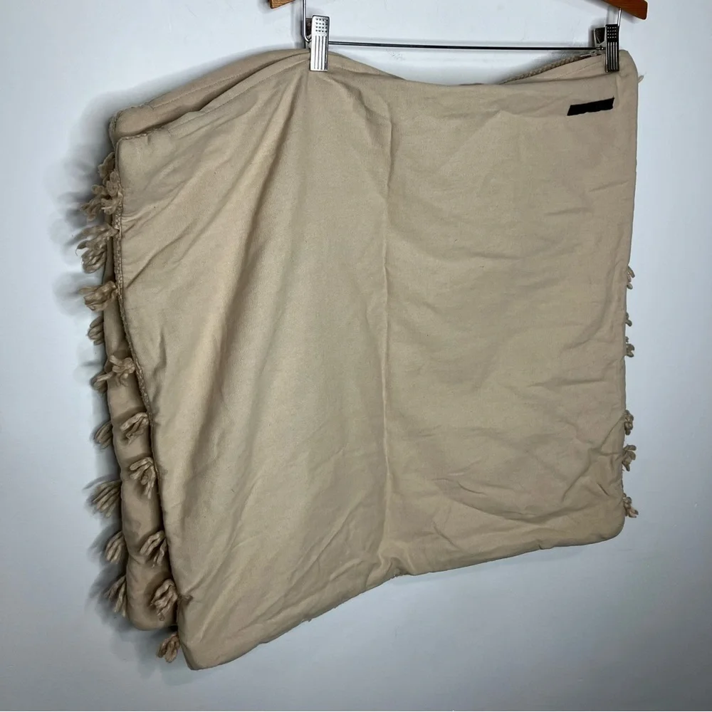 Magaschoni home pillow