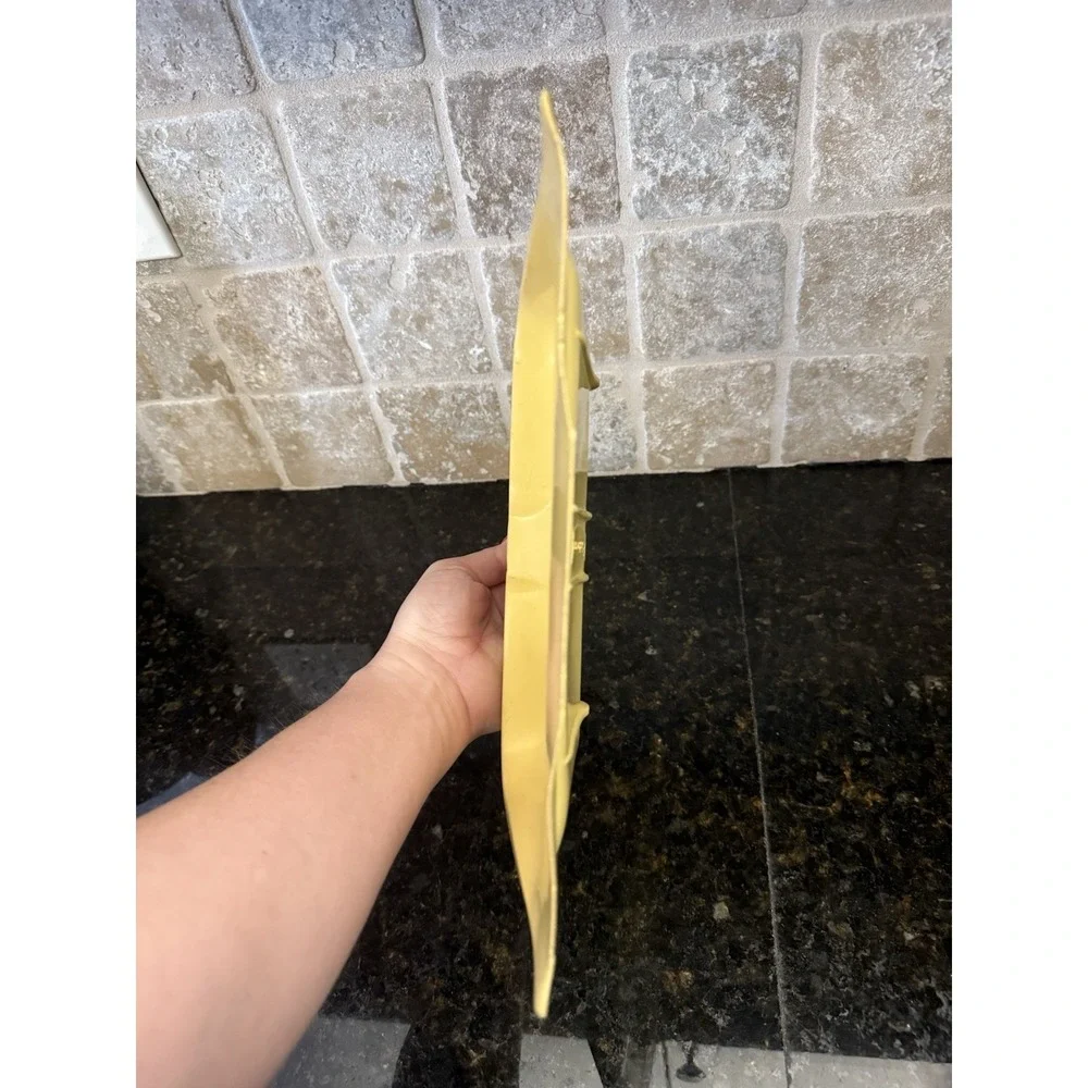 Rubbermaid vintage yellow