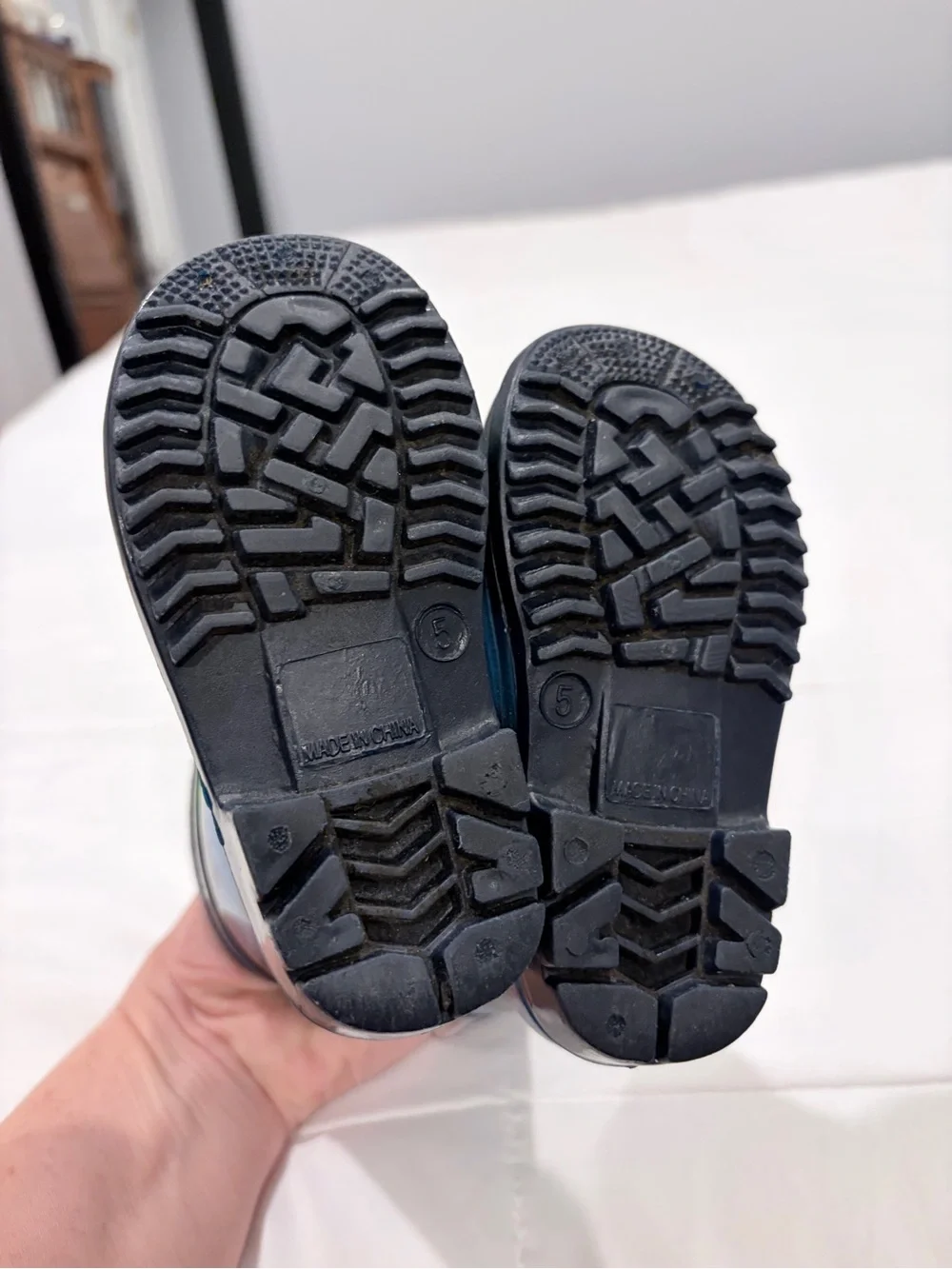 Carters kids rubber