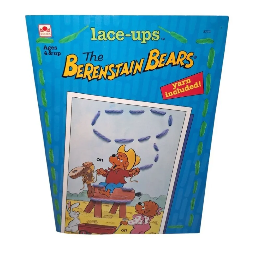 Berenstain Bears Lace Up Yarn Sew Stitch Thread 1992 Vintage Book Activity Trave
