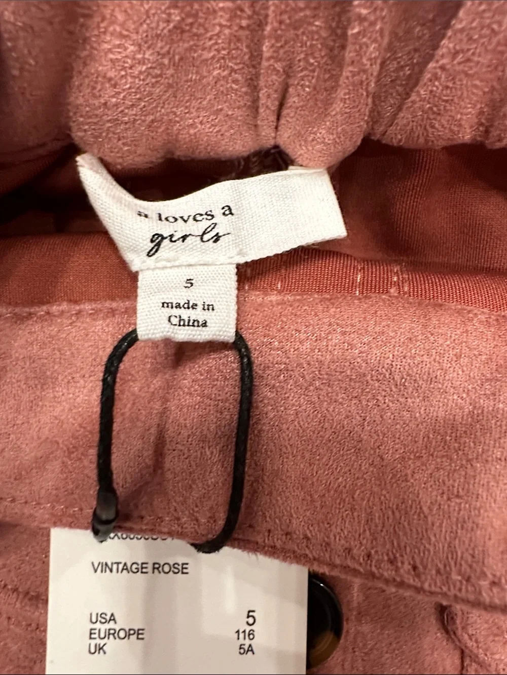 N/A loves girl