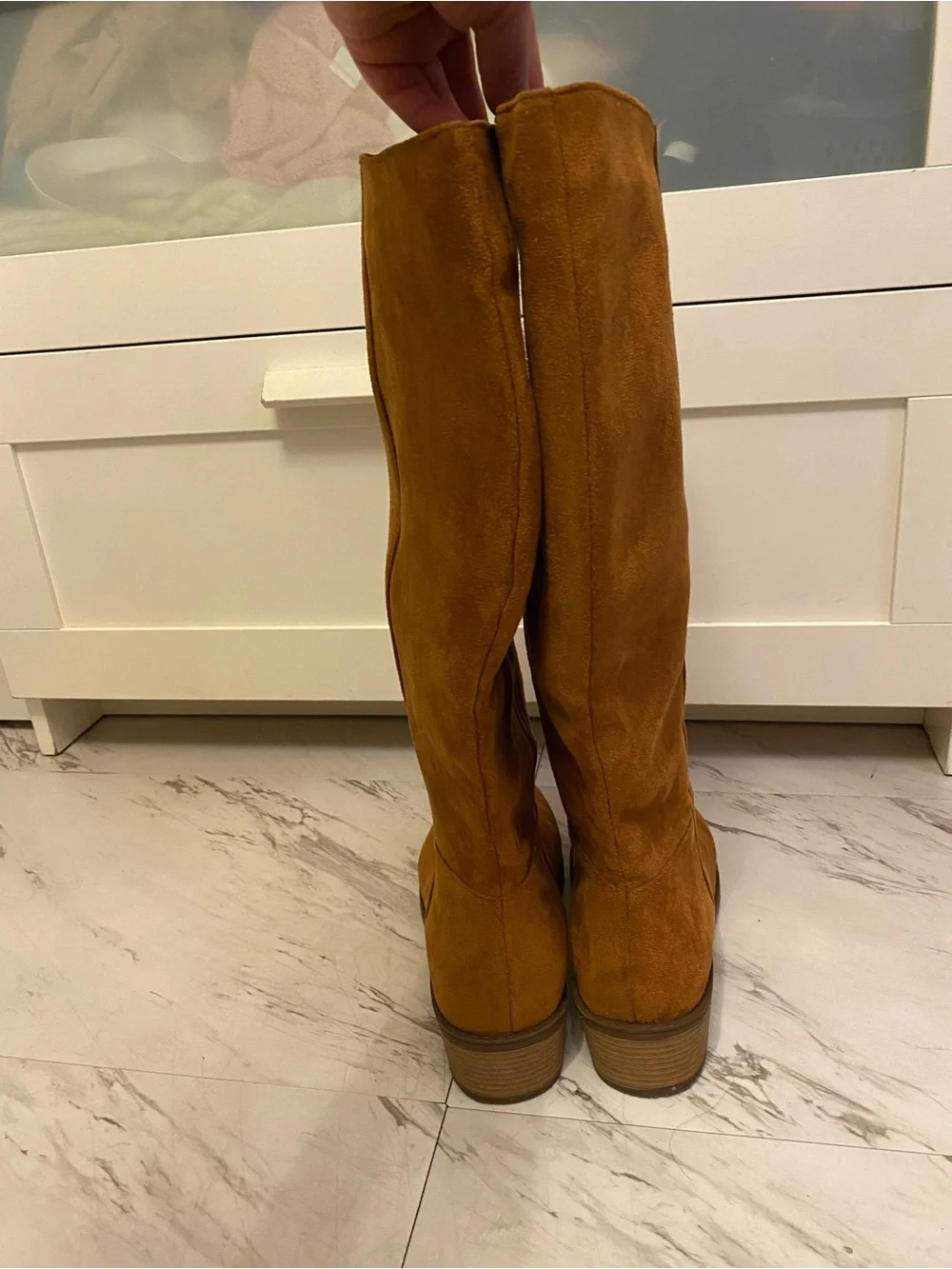 SHEIN boots color