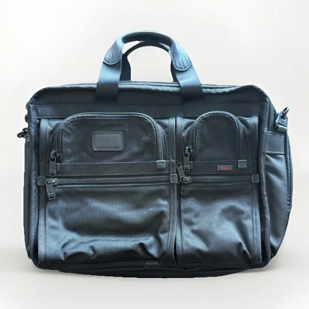 Tumi good preowned