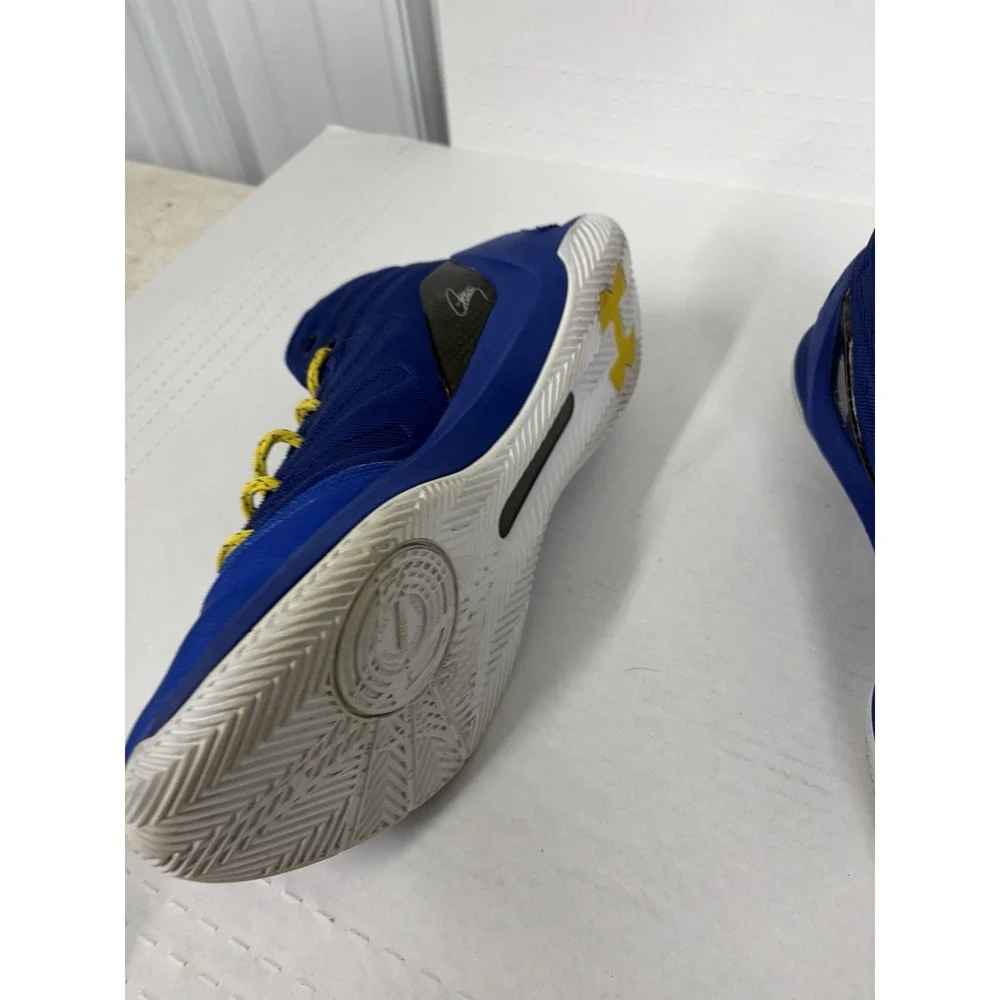 Under Armour retro designer