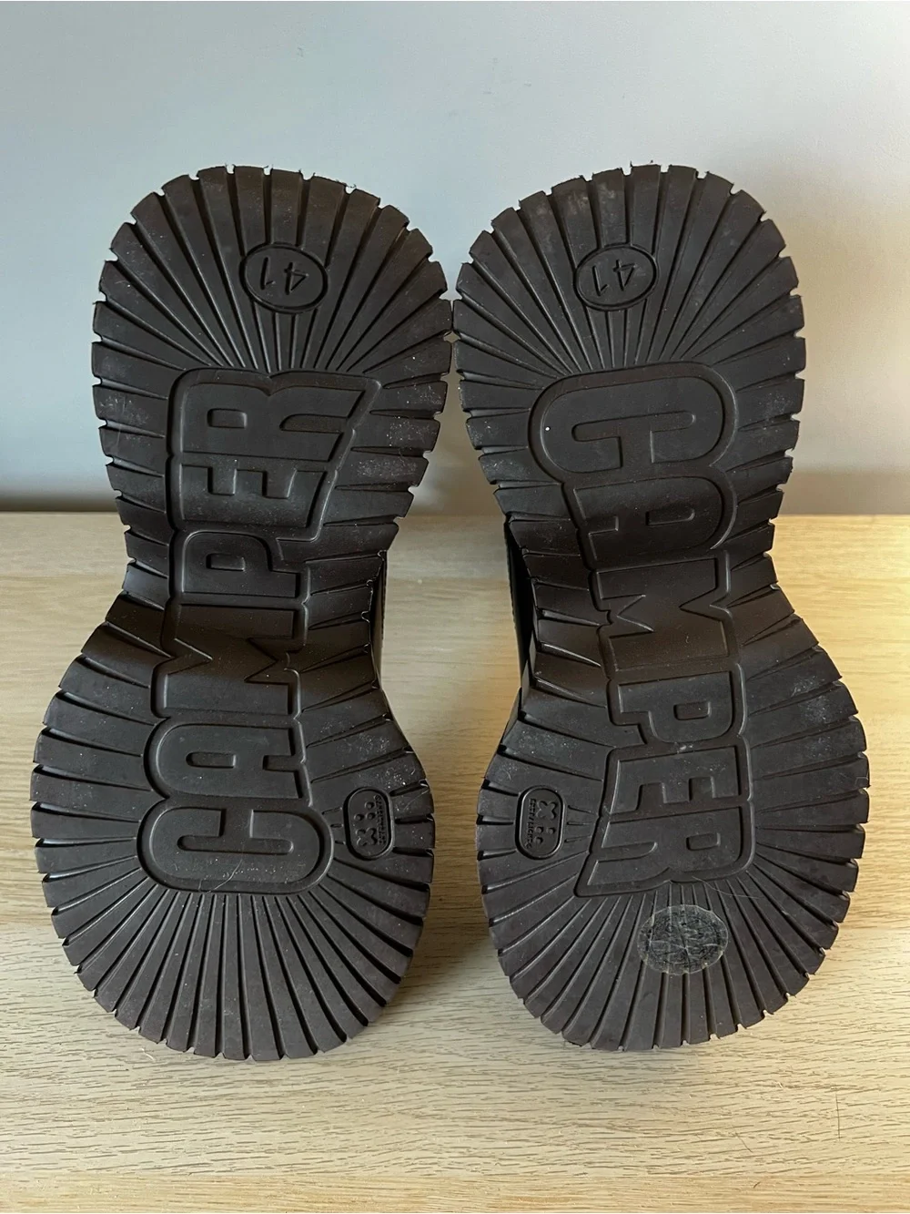 Camper make bold