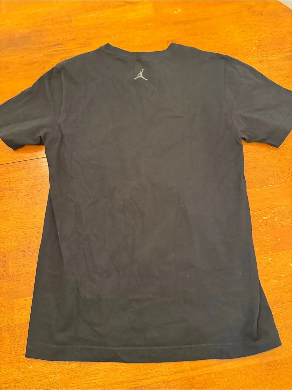 Jordan short sleeve