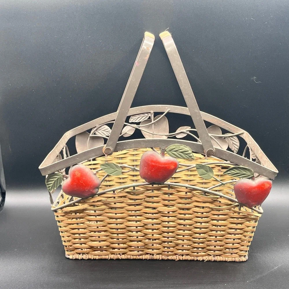 Vtg Metal Wire Woven‎ Wicker Basket Red Apples Handle Farmhouse Decor 13x11x8 in