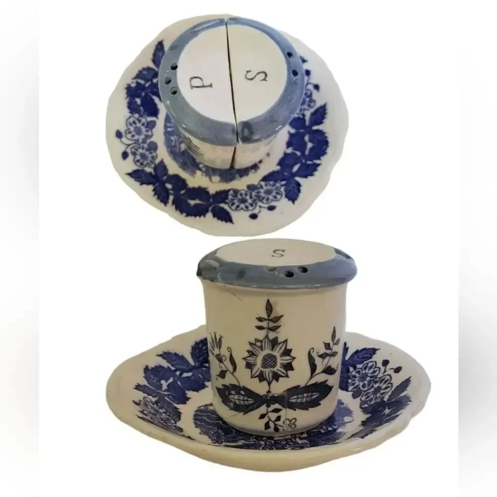 3 Piece Salt & Pepper Shaker Set