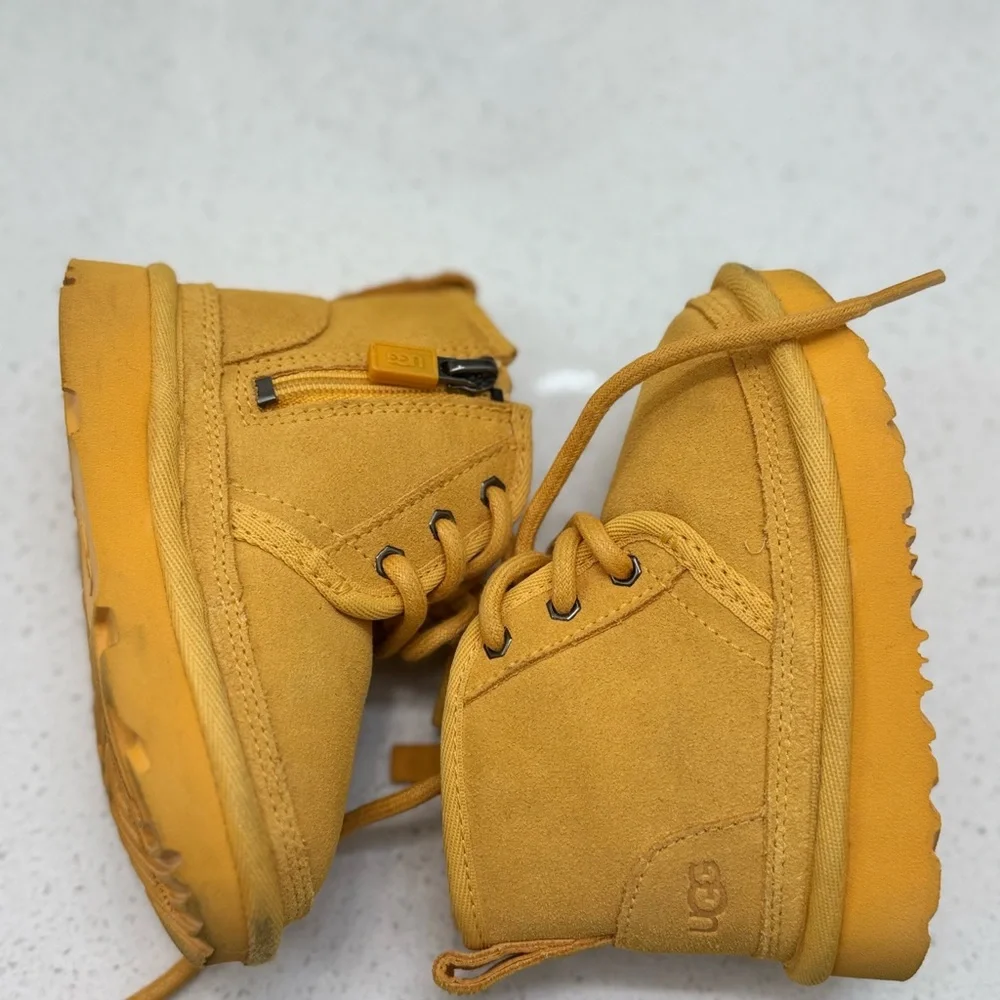 UGG cozy stylish
