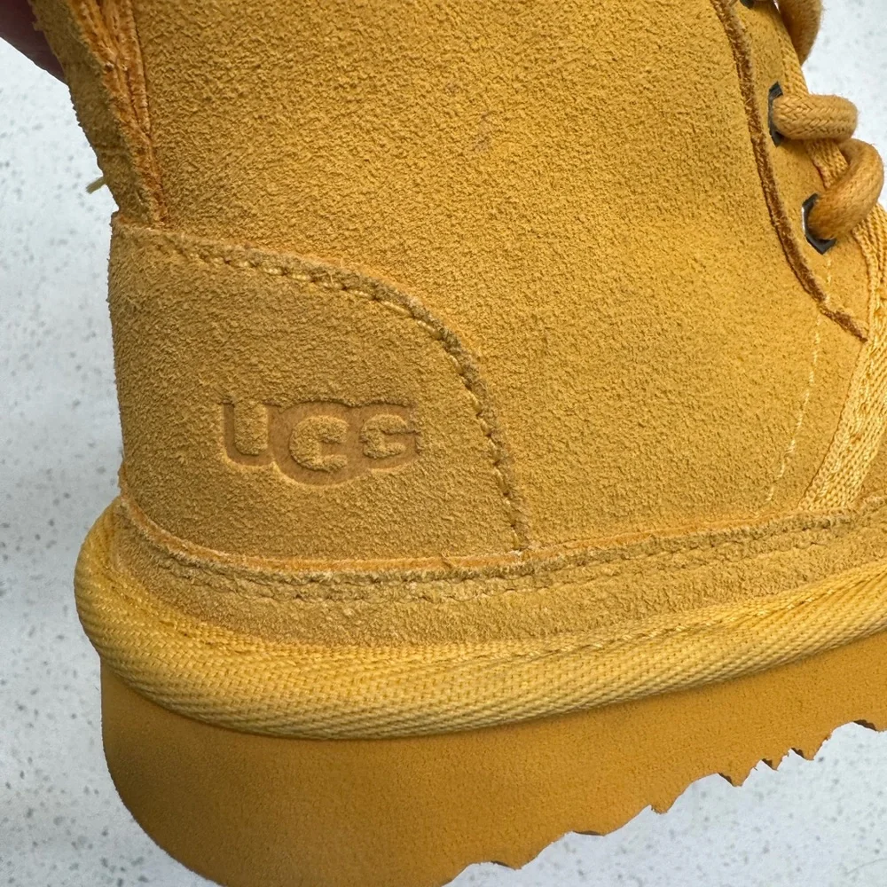 UGG cozy stylish