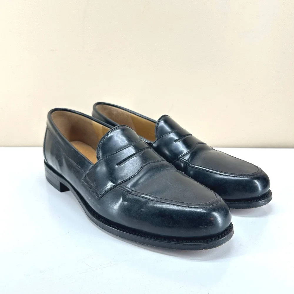 Charles Tyrwhitt reposhing these