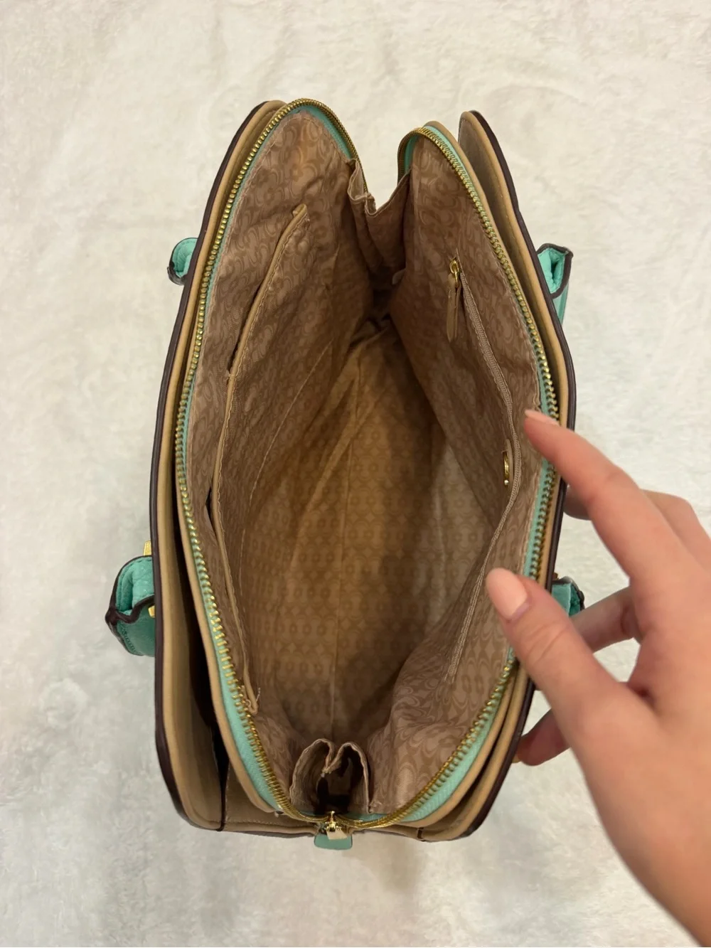Women’s Seafoam Green Handbag